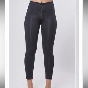 WR.UP Fashion High Rise Ankle Black pants tights stretchy zip up zipper close